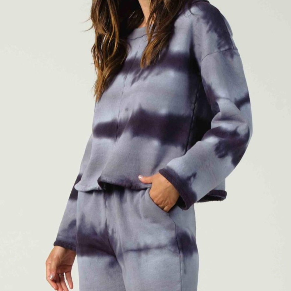Nytt Bratislava tyedye sweater